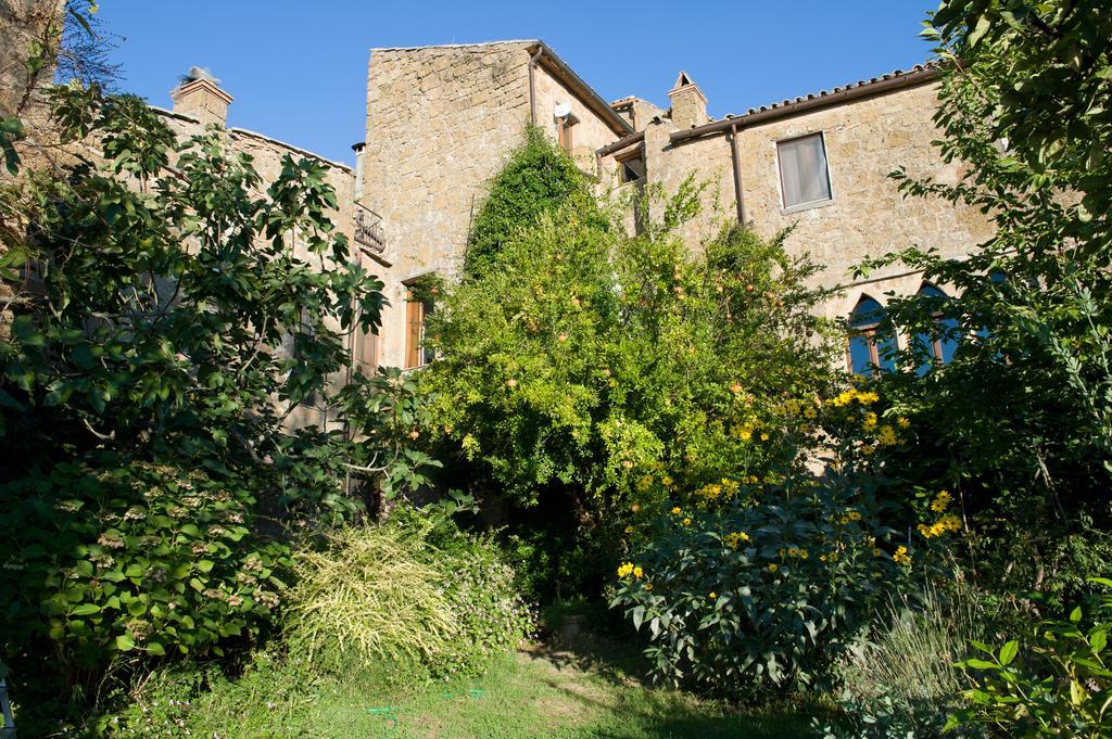 Ferienwohnung Palazzo Contino Bagnoregio Exterior foto